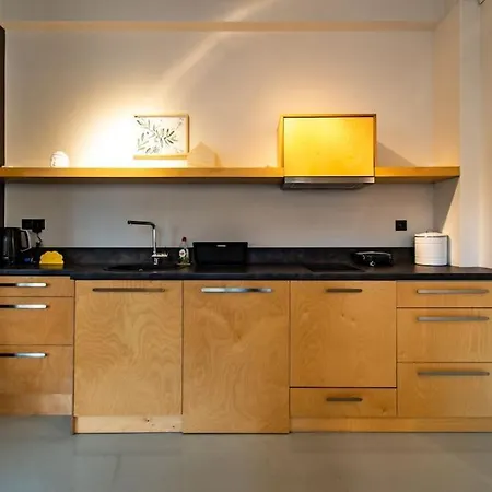 Apartment Artistic Spacious Next To Metro Monastiraki
